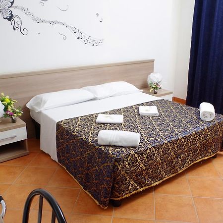 Hotel Centrale Milan Room photo