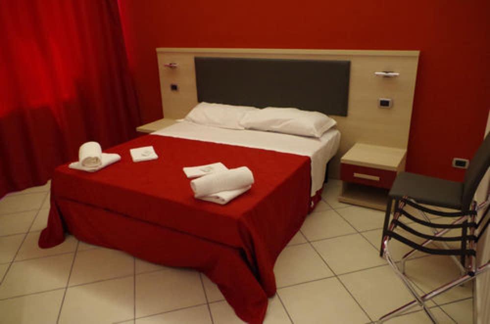 Hotel Centrale Milan Exterior photo