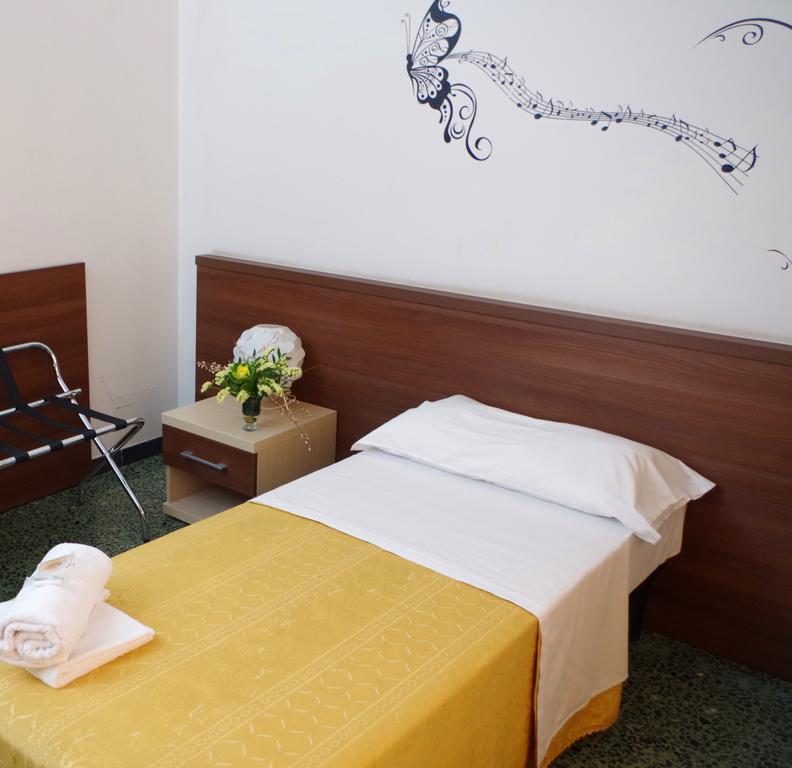 Hotel Centrale Milan Exterior photo