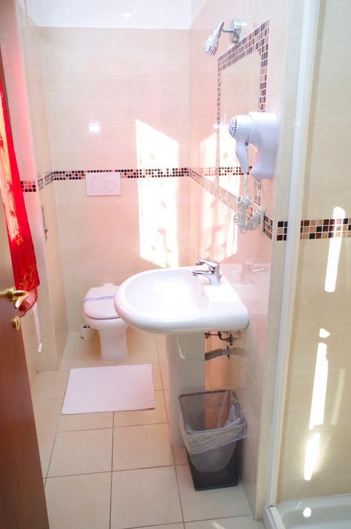 Hotel Centrale Milan Room photo
