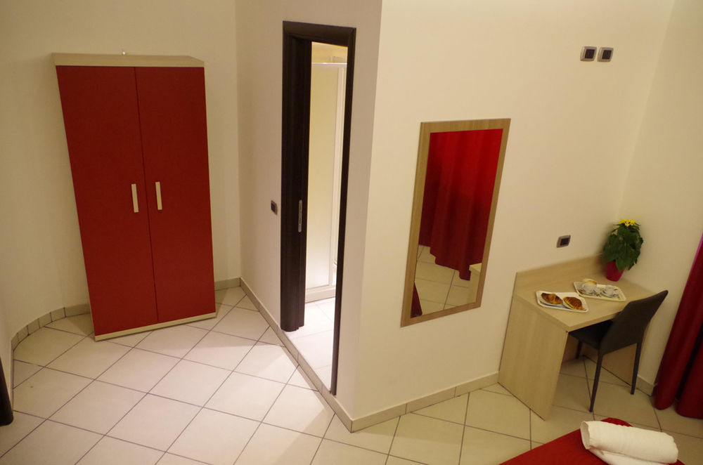Hotel Centrale Milan Exterior photo